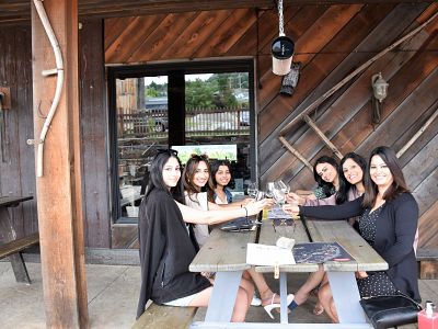 Seated Wine Tasting at The Hatch Wines 