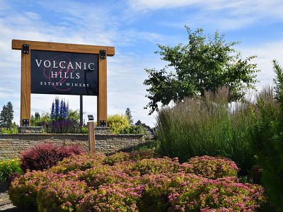 Entrance at Volcanic Hills Estate Winery 