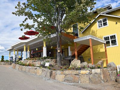 Entrance at Vibrant Vine Winery 