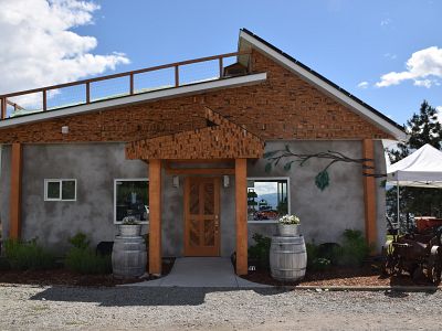 Off The Grid Organic Winery 